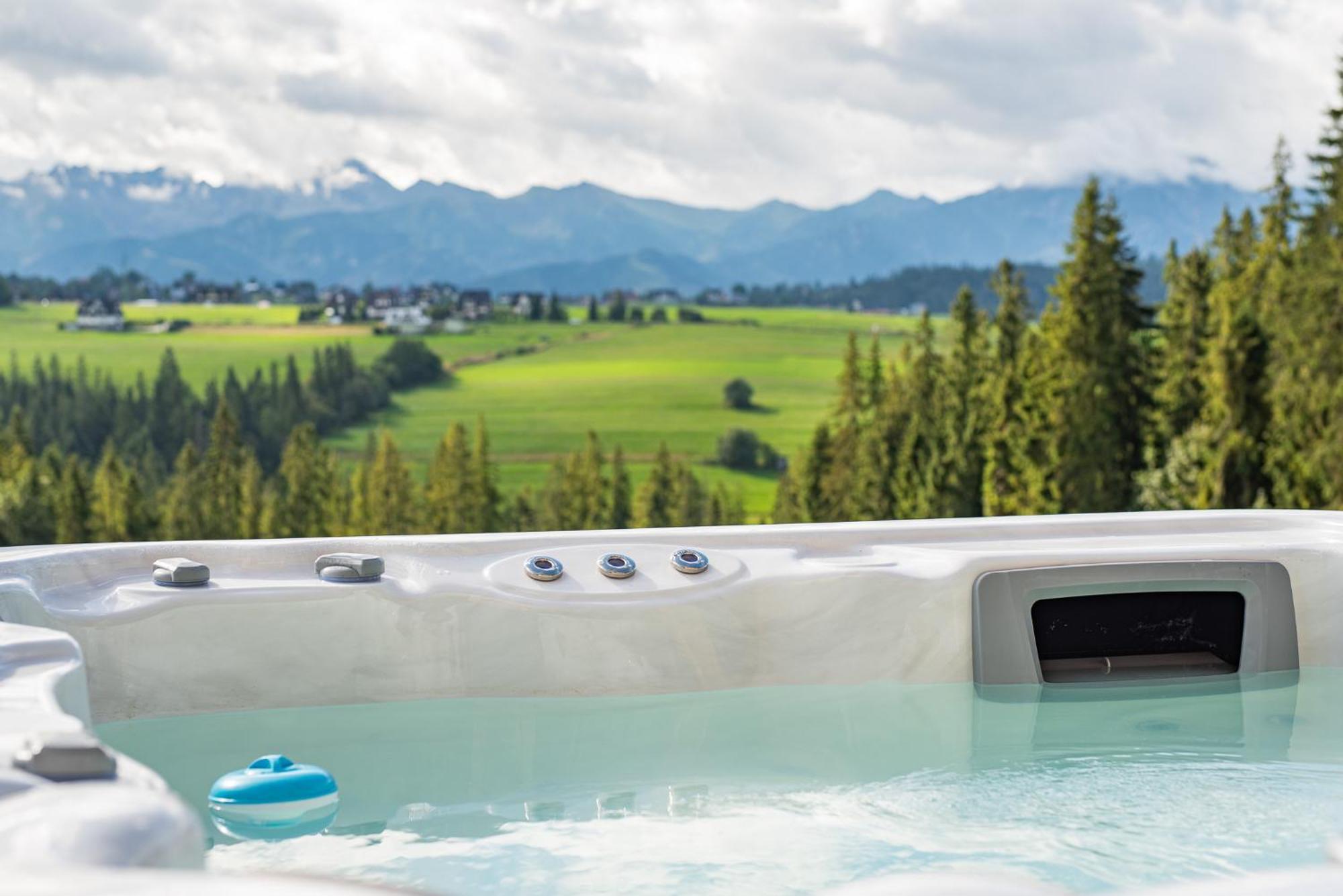 Dom Z Widokiem Na Gory I Prywatnym Jacuzzi W Zebie Villa Zab